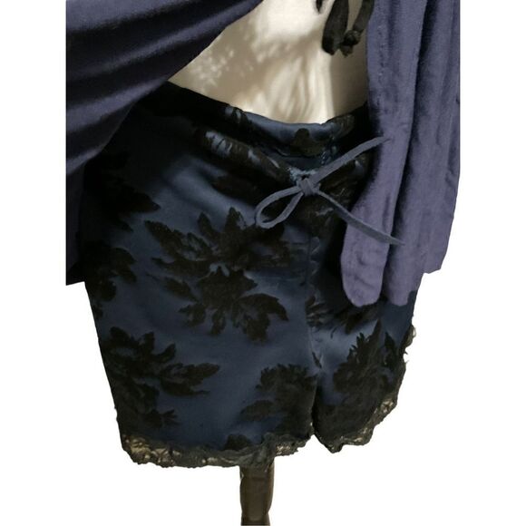 One of a kind designer short set - Picture 6 of 7